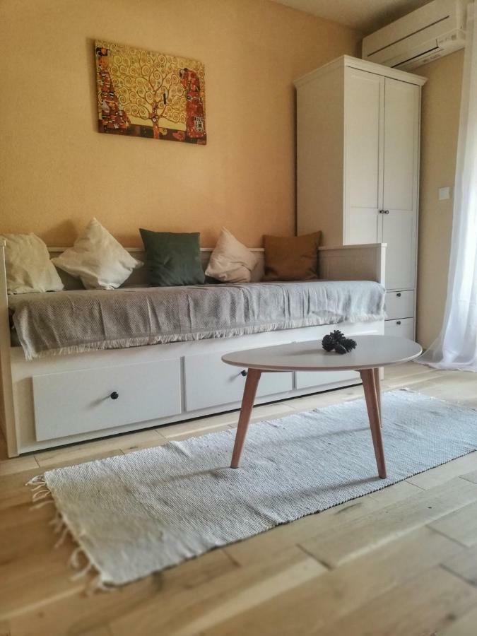 Apartman Matan, Postira Esterno foto